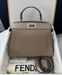 2025年最新】FENDI ピーカブー アイシーユー スモール セレリア