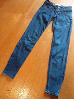 Hollister ホリスター　デニム　ジーンズ