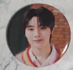 2025年最新】straykids アイエン 缶バッジの人気アイテム - メルカリ