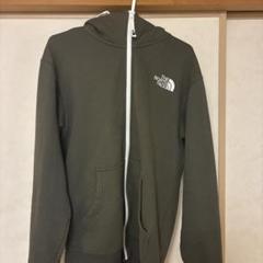 ノースフェイス　パーカー