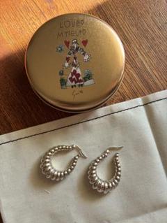 【美品】Sorm'86 ソルム　ダンゴムシピアス　ケース付き 美品】Sorm'86 ソルム ダンゴムシピアス ケース付き - メルカリ