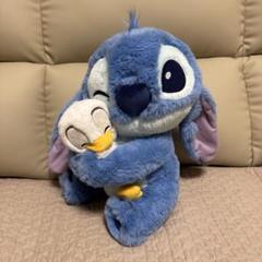 アヒルを抱きしめるスティッチ！ディズニーストア Disney Stitch