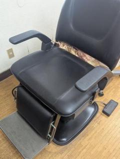 【美品】アンティークレザーチェア　タカラベルモンド　セット面 美品】アンティークレザーチェア タカラベルモンド セット面