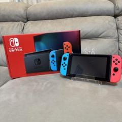 ニンテンドースイッチ本体⭐︎画面比較的綺麗です！ストラップ2