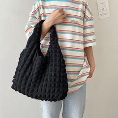 トートバッグ　ぽこぽこ ブラック 黒 ポップコーン ワッフル 韓国