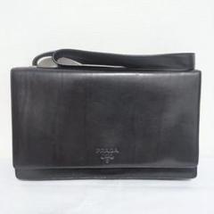PRADA プラダ ショルダーバッグ 黒 レザー 本革