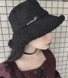新品未開封　EATME フワフワバケットハット パテントフェイクレザーバケットハット(F WHITE): BAG / GOODS