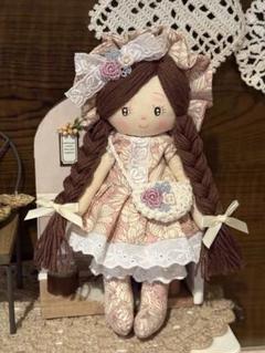 ハンドメイド　カントリードールちゃん