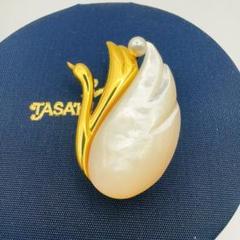 美品✨田崎真珠　TASAKI タサキ  パール　ブローチ　スワン　白鳥　シェル 未使用✨田崎真珠 TASAKI タサキ パール ブローチ スワン 白鳥