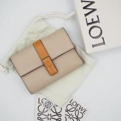 LOEWE ロエベ 二つ折り財布ライトオーツ/ハニー 楽天市場】ロエベ 財布 ハニーの通販