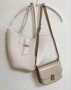 ハンドバッグ(レディース) - ホワイト | CHARLES & KEITH