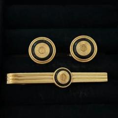 未使用品！☆dunhill☆ ダンヒル カフス&タイピン 美品 dunhill ダンヒルカフス タイピンセット ＋おまけ1個
