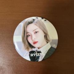 ITZY リュジン 缶バッジ 缶バッヂ 2025年最新】Itzy リュジン 缶バッジの人気アイテム - メルカリ