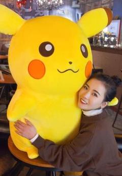 ピカチュウ寝て抱き枕ピカチュウのぬいぐるみ男女の誕生日プレゼント