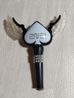 2NE1 日本 初代 ハート型 ペンライト 2NE1 ペンライト ハート型 - メルカリ