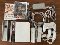 動作確認済　Wii本体　リモコン・ヌンチャク・クラコン　戦国無双カタナ　セットで