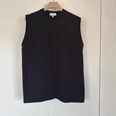 【HYKE】新品 ブラック プリーツ ノースリーブ HYKE(ハイク) 24SSCROPPED TOP SWEATERノースリーブカットソー