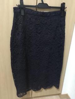 【美品】ESCADA エスカーダ 花柄タイトスカート 黒地 ラメ付き　34 美品】ESCADA エスカーダ 花柄タイトスカート 黒地 ラメ付き 34