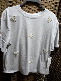 グレー パール装飾 Tシャツ