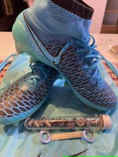 サッカースパイク ナイキ マジスタオーパスの中古 未使用品を探そう メルカリ