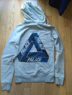パレス スケートボード ロゴパーカー palace