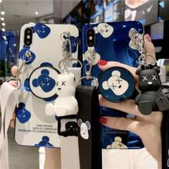 カウズ iPhone ケース 携帯 カバー ポップソケットとストラップ付き