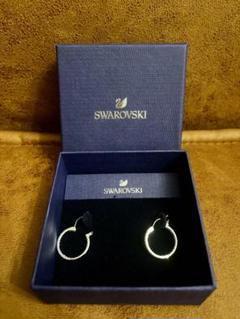 新品未使用　スワロフスキー　水色 シルバー フープピアス 箱付き スワロフスキー SWAROVSKI ピアス レディース ヴィットーレ