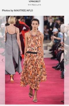 お値下げしました!driesvannoten 完売ワンピース - メルカリ お値下げしました!driesvannoten 完売ワンピース - メルカリ