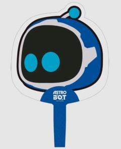 アストロボット」のコラボTシャツ，ピンバッジが登場。おなじみ