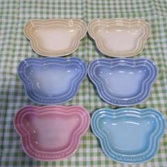 ル・クルーゼ ドューン 美品 限定品 Amazon.co.jp: ル・クルーゼ(Le Creuset) 鋳物 ホーロー 鍋