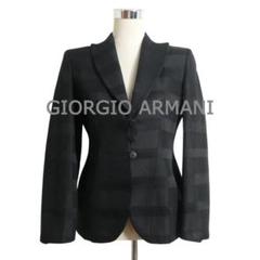 Giorgio Armani 黒ジャケット サイズ38 2025年最新】ジョルジオアルマーニ ジャケット サイズ38の人気