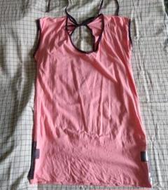ユニクロ ピンク VネックバックオープンデザインノースリーブTシャツ XLサイズ