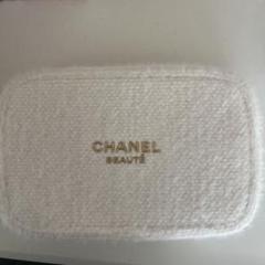 【完売品】2024CHANELクリスマスコフレ⭐︎ホワイトポーチ付き 完売必至のホリデー限定品！ 心ときめくクリスマスコフレ2024