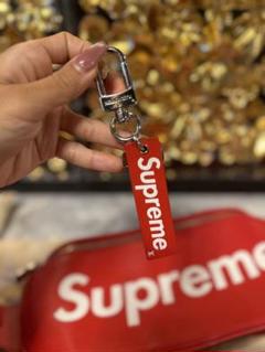 Louis Vuitton | Supreme Downtown Tab Key Holder | Red– TC