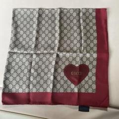 【値段交渉可】GUCCI GGパターン ハートモチーフ ハンカチ 値段交渉可】GUCCI GGパターン ハートモチーフ ハンカチ