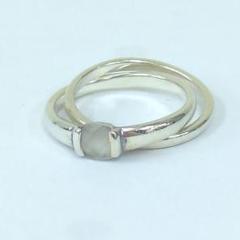 4℃☆ヨンドシー　お洒落な♡K18YG天然ムーンストーンリング　7号 4℃ ヨンドシー ムーンストーン リング・指輪 K18ピンクゴールド