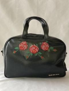 いラインアップ OLIVE des OLIVE ハンドバッグ 花刺繍入り 黒 - メルカリ バッグ