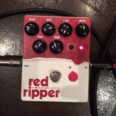 TECH 21 red ripper ベースエフェクター