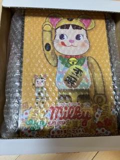 BE@RBRICK 招き猫 ペコちゃん 銀メッキ 蓄光ミルキー入りのサムネイル