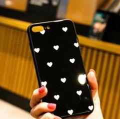 8日削除 iPhone7,8,SEケース ハートドット柄 白色赤ハート
