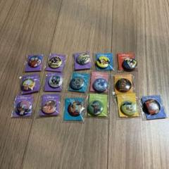 ドナルド　缶バッジ　27個　＊ディズニーストア＊F ドナルド 缶バッジ 27個 ＊ディズニーストア＊F - メルカリ