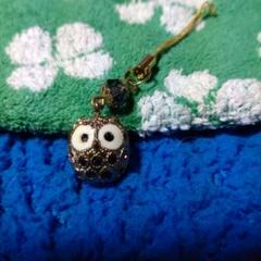 送料無料　彫刻家　小針雅生作　フクロウ　根付　径3ｃｍ　重さ9ｇ 送料無料 彫刻家 小針雅生作 フクロウ 根付 径3cm 重さ9g