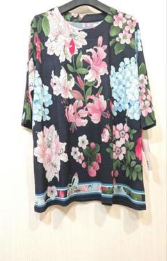 近年　新品同様 　華やか 　レオナール　チュニック　洗えるポリエステル　38 近年 新品同様 華やか レオナール チュニック 洗えるポリエステル 38