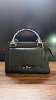 Kora コラ メタリックアクセントトートバッグ - ブラック