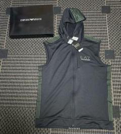 EA7 Emporio Armani フード付きベスト 黒　アルマーニ