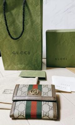 グッチ GGスプリーム フレンチフラップウォレットの中古/未使用品 グッチ GGスプリーム フレンチフラップウォレットの中古/未使用品
