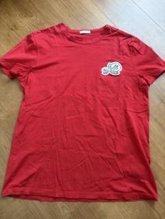MONCLER レッド Tシャツ エンブレム付き