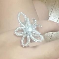 ビーズアクセサリー　指輪　パラキス風