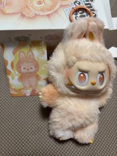 THE MONSTERS Big into Energy ラブブ　ぬいぐるみ