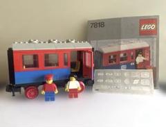廃盤 LEGO 7818 客車